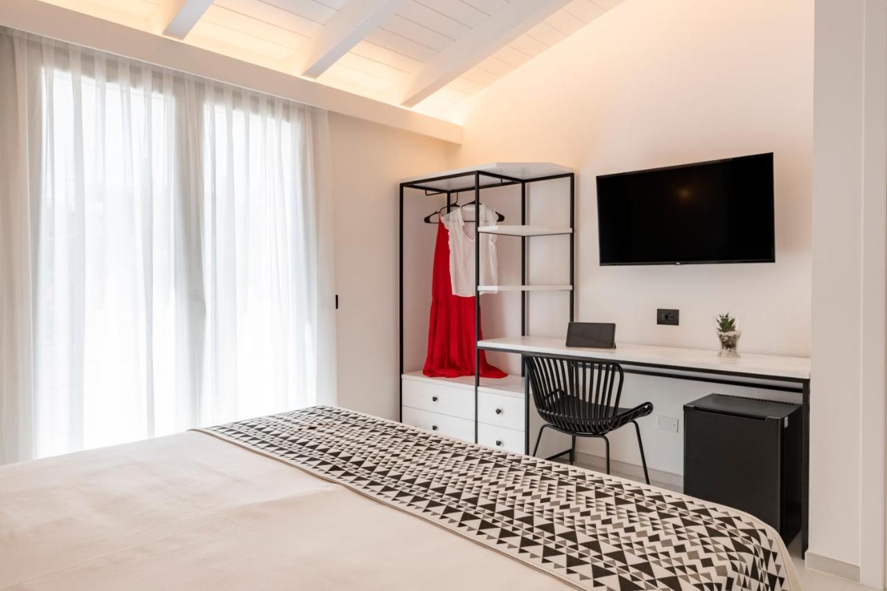Cara A Bentu - Charming Rooms Тортолі Екстер'єр фото