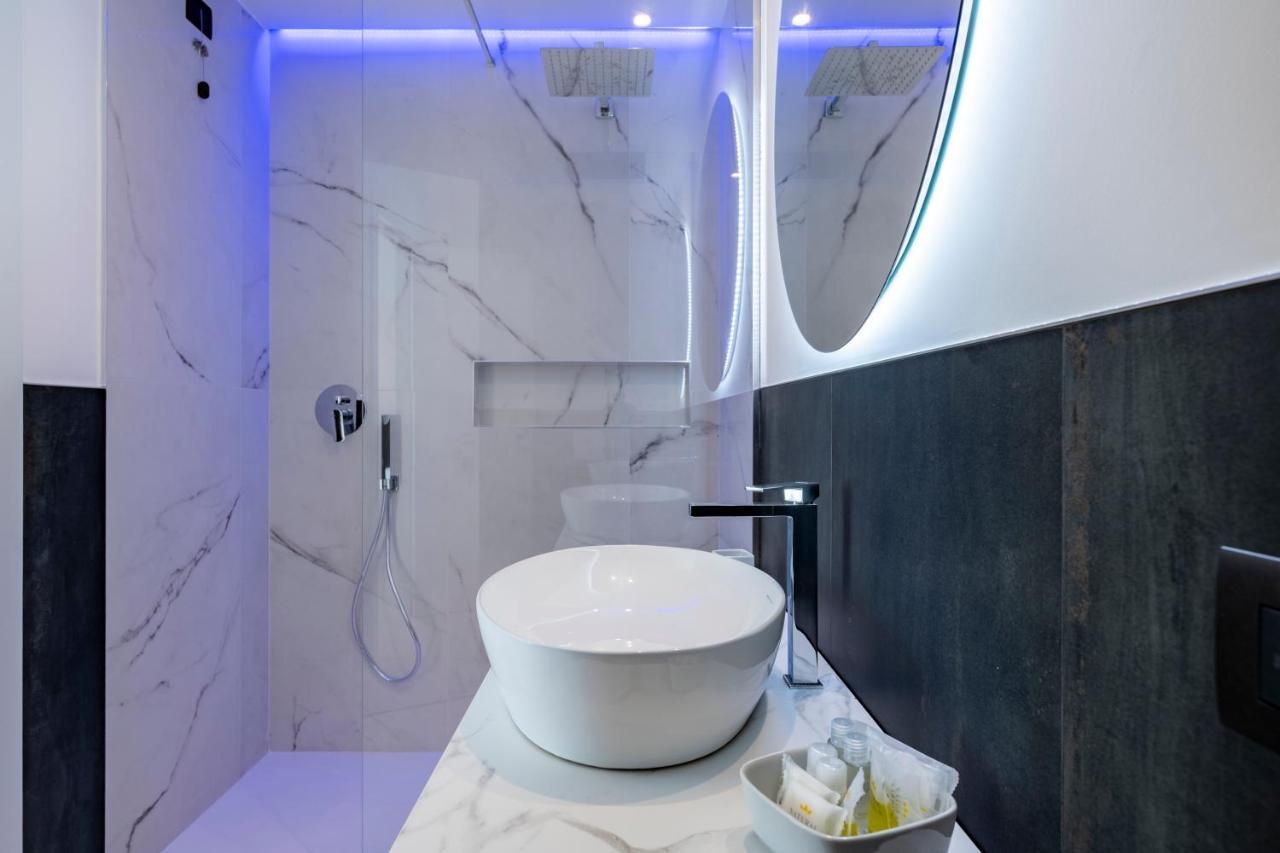 Cara A Bentu - Charming Rooms Тортолі Екстер'єр фото